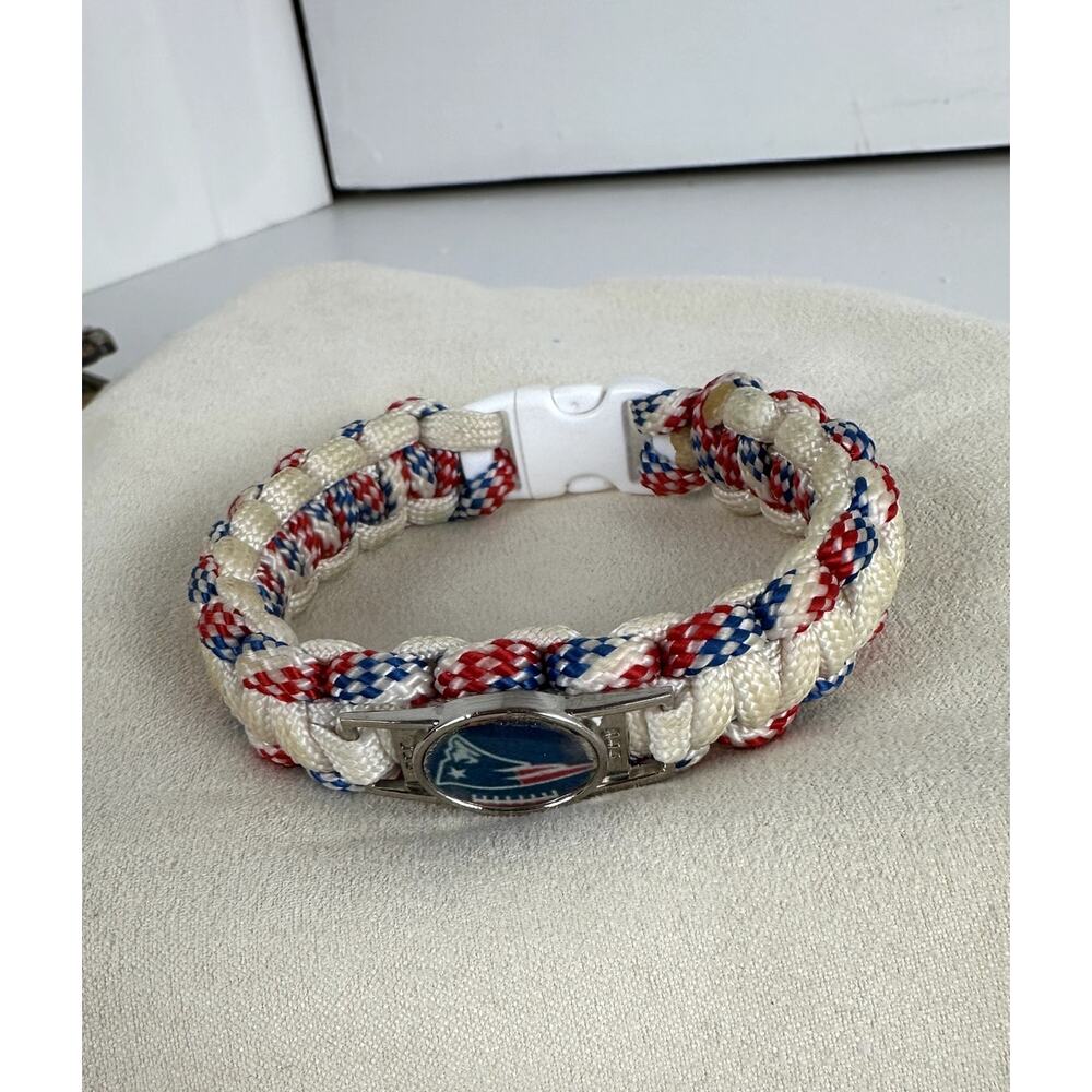 Bracelet NE Patriots Football Red White Blue Best 6.5" Wrist Woven Cloth